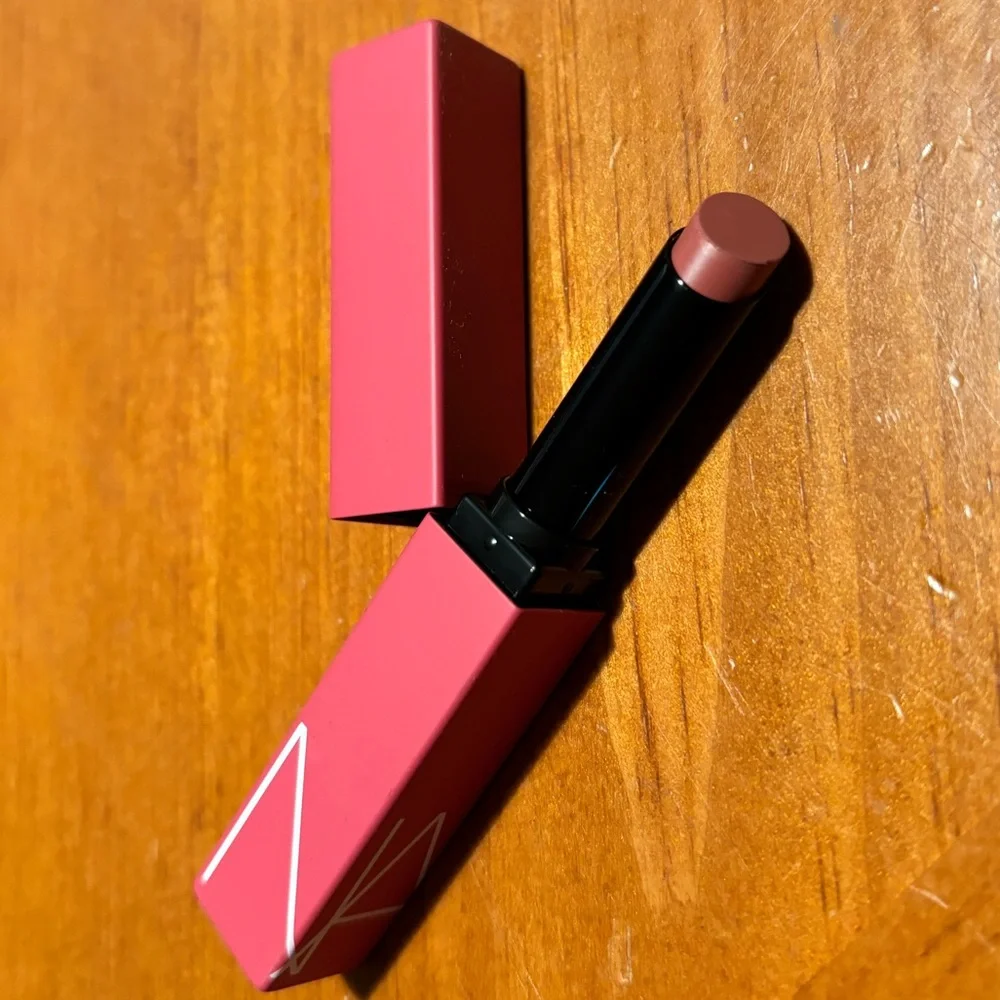 NARS Powermatte Lipstick American Woman